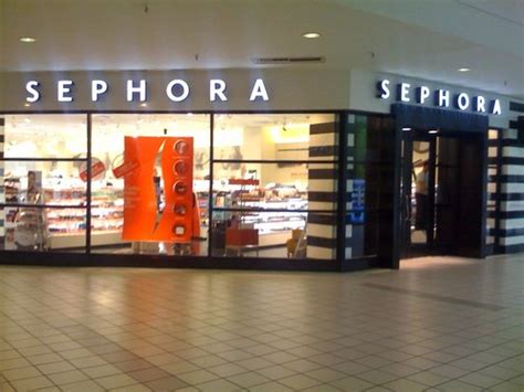Sephora albuquerque - Average Sephora Associate hourly pay in Albuquerque is approximately $9.00, which is 39% below the national average. Salary information comes from 1 data point collected directly from employees, users, and past and present job advertisements on Indeed in the past 24 months. Please note that all salary figures are approximations based upon third ... 